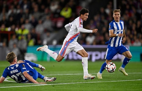Yeremy Pino strides through to open the scoring at Selhurst Park.