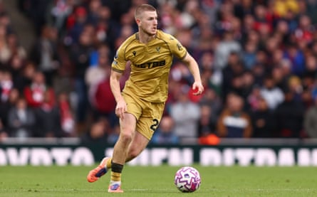 Adam Wharton on the ball for Crystal Palace at Arsenal in October 2025