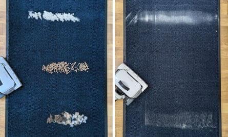 Before and after of the Gtech Airram vacuuming pet hair, cat treats and flour on a blue mat.