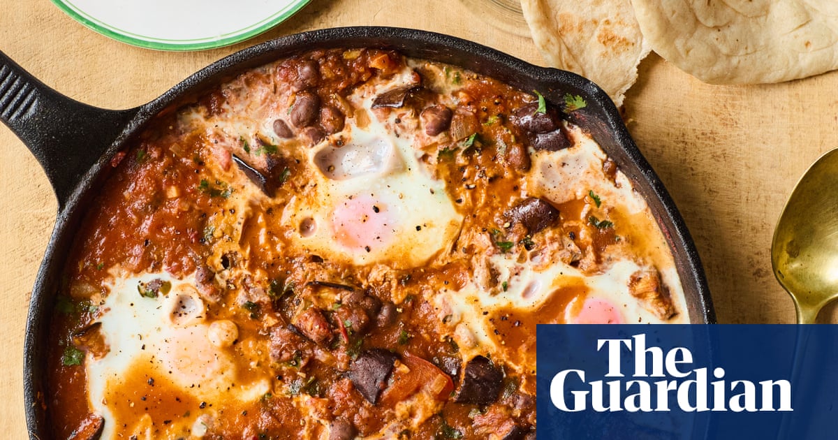 Frittata, egg and chips' and a bean feast: Sami Tamimi's brunch recipes from Palestine