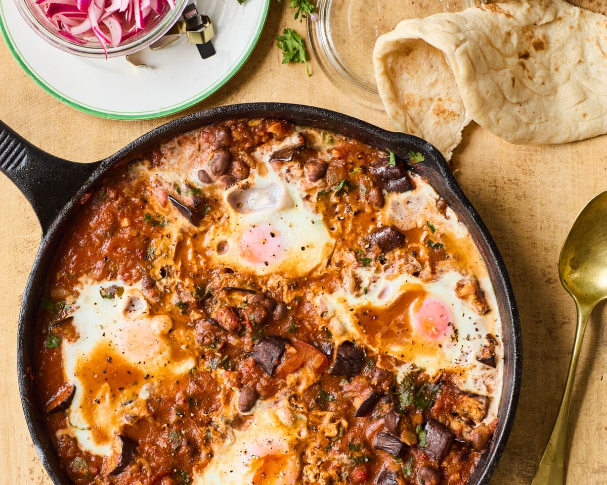 Mexican Breakfast Egg Casserole In Cast Iron Skillet Chili-Spiced