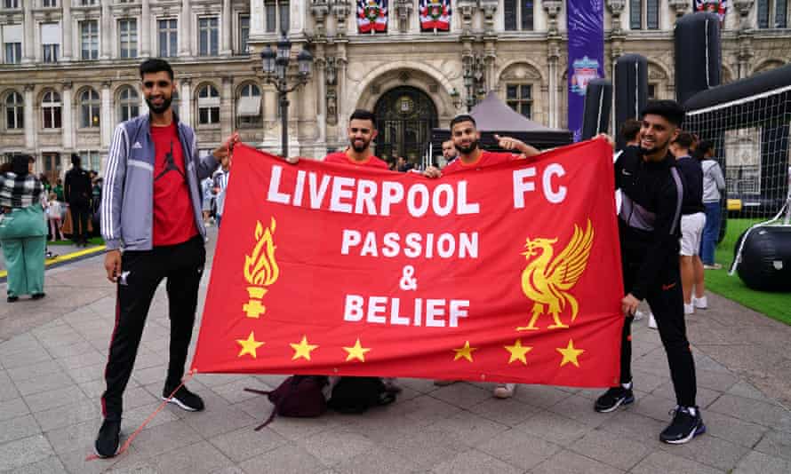 fans in Paris.