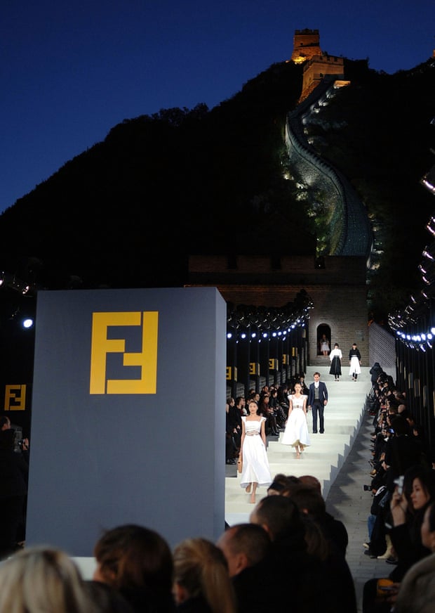 Lagerfeld’s Great Wall of China show for Fendi, 2007.