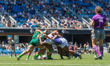 The women’s Loggerheads and Loonies scrummage in San Jose.