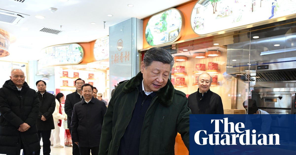 Beijing pastry shop overrun by shoppers after Xi Jinping's visit