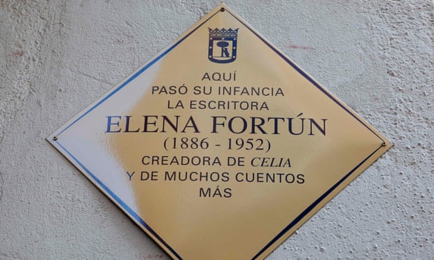 Memorial to Elena Fortún in Madrid.