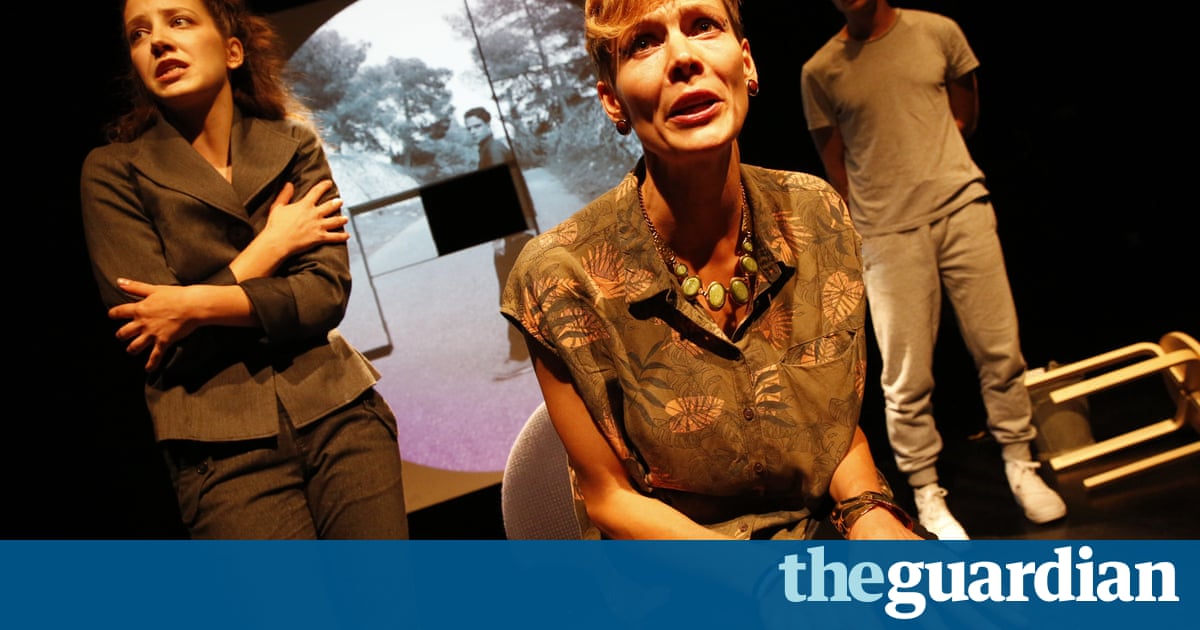 Alexei Sayle, Dolly Parton and payback time for critics: Edinburgh festival 2017 shows – in pictures