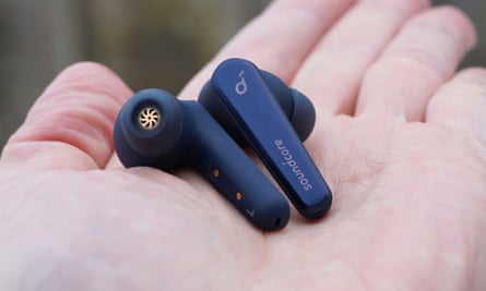 Soundcore Liberty Air 2 review: cut-price noise-cancelling earbuds | | The