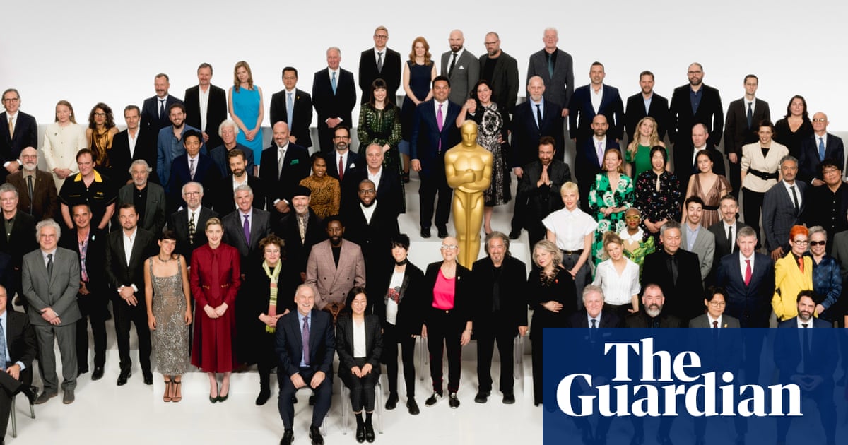Oscars 2020 nominees photo: statement suits, sneaky hats and bicep curls