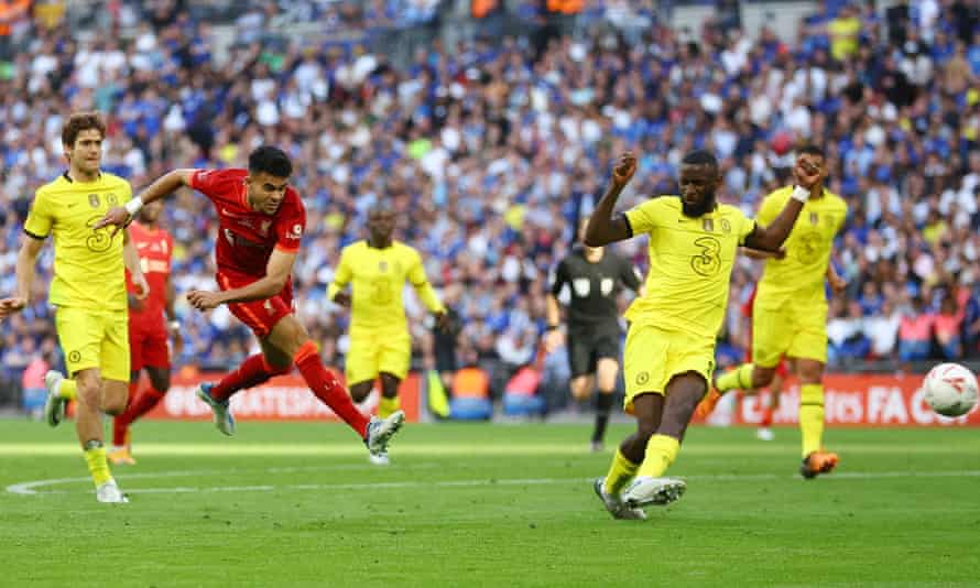 Liverpool’s Luis Diaz thumps a shot against the upright.