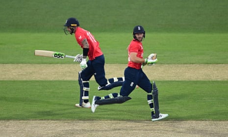 T20 World Cup Super 12s: England v New Zealand – live | T20 World Cup 2022 12 Jos Buttler (right) and Alex Hales add to England’s total.