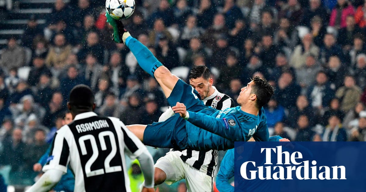 Ronaldo S Stunning Overhead Kick Helps Real Madrid Floor Juventus Football The Guardian