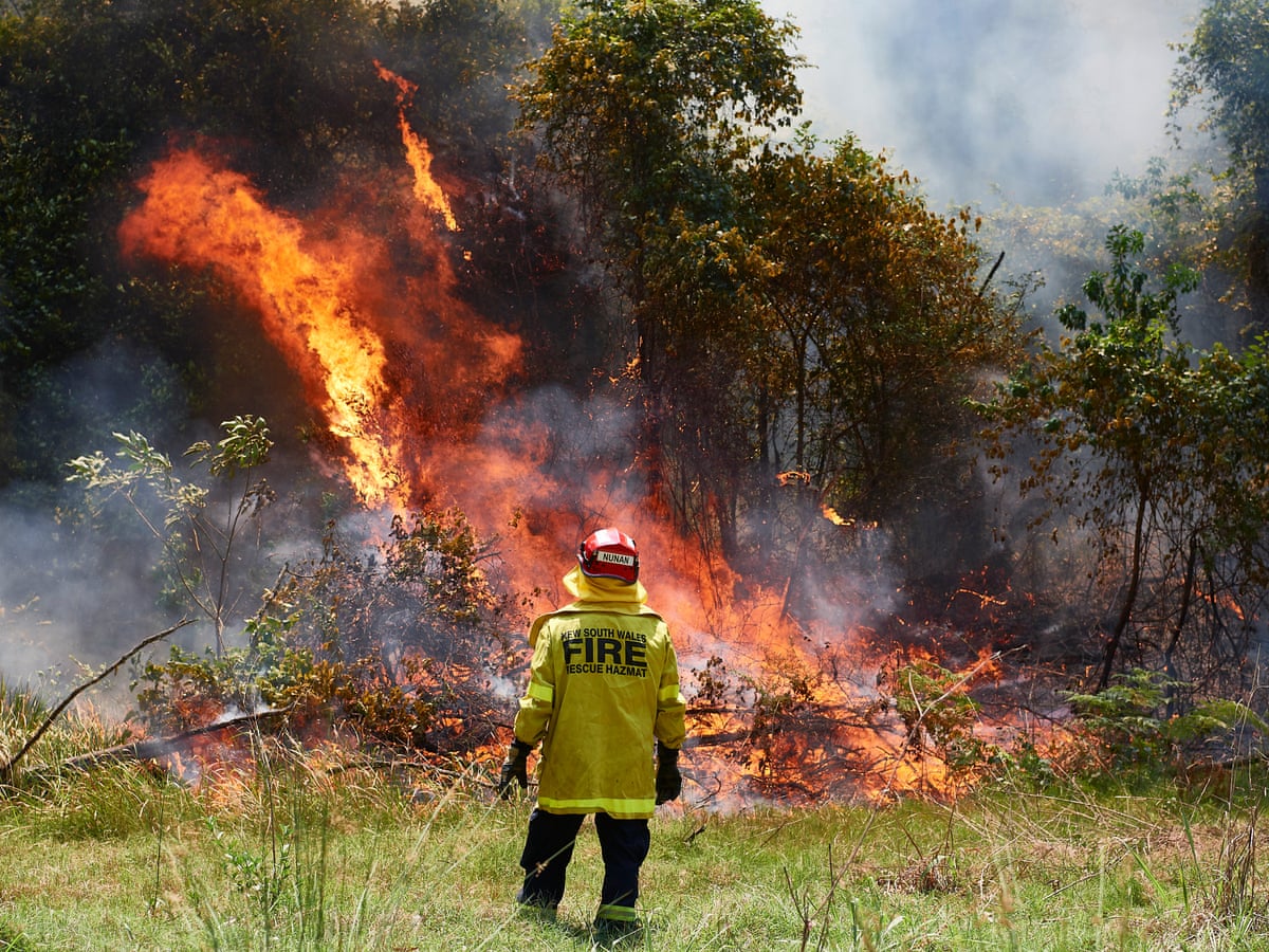 Australia Fires Record Breaking Temperatures Fuel Bushfires Across The Country Bushfires The Guardian