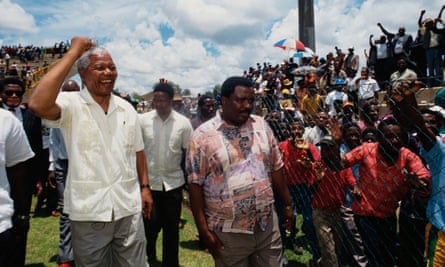 Nelson Mandela campaigns at a rally before the first democratic elections in South Africa, 1994