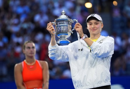 Elena Rybakina celebrates beating Aryna Sabalenka in the womenâÂÂs singles final