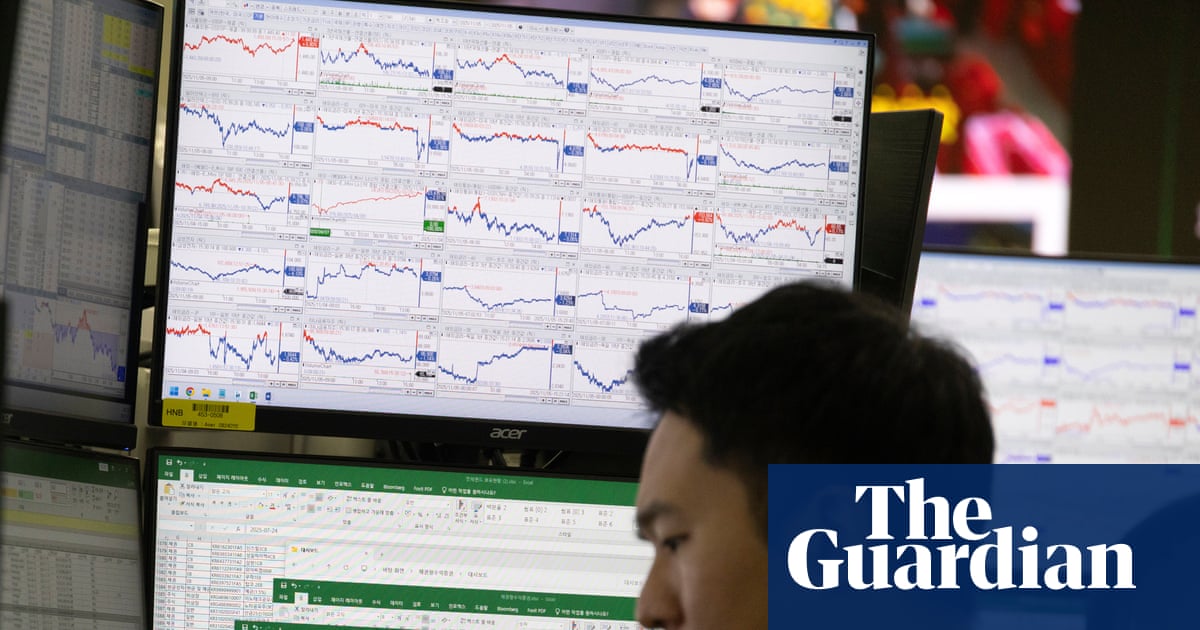 Global stock markets fall sharply over AI bubble fears