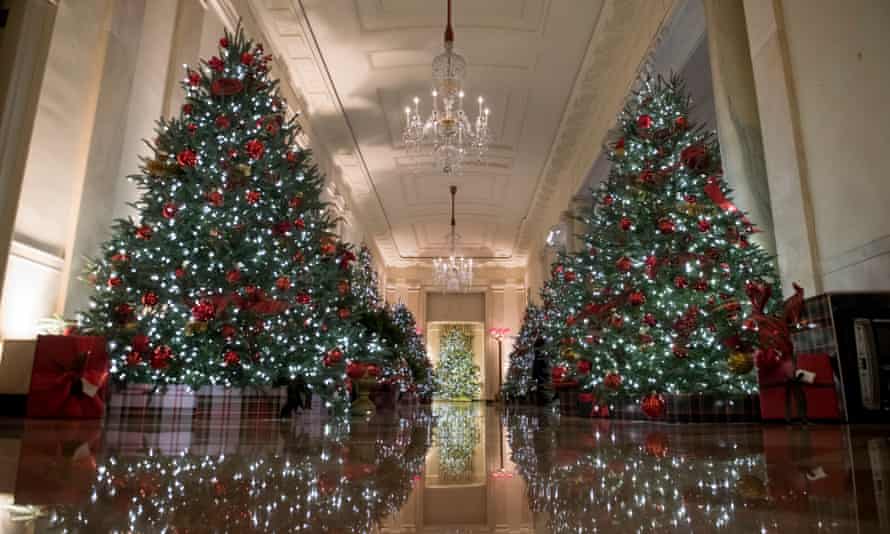 Melania Trump Swaps Horror For Tradition With Lighter Approach To Christmas Decor Melania Trump The Guardian Trumps Cry At Lighting Of The National Christmas Tree 2021