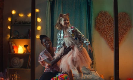 Anna Diop and Rose Decker in The Nanny.