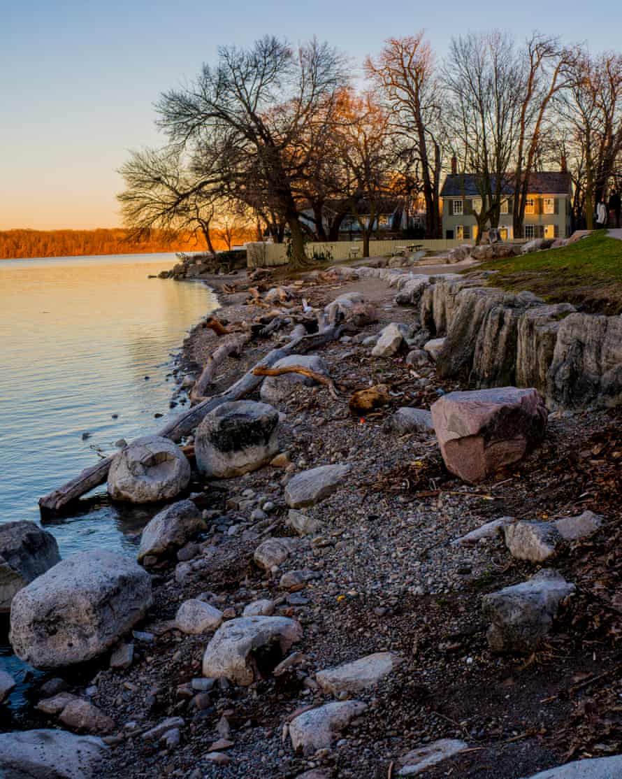 A rocky shore line at Niagara on the Lake.