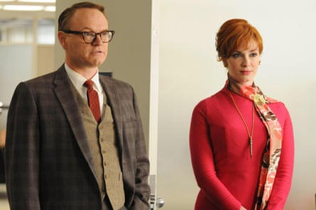 Lane Pryce (Jared Harris) with Joan Holloway (Christina Hendricks) in Mad Men.