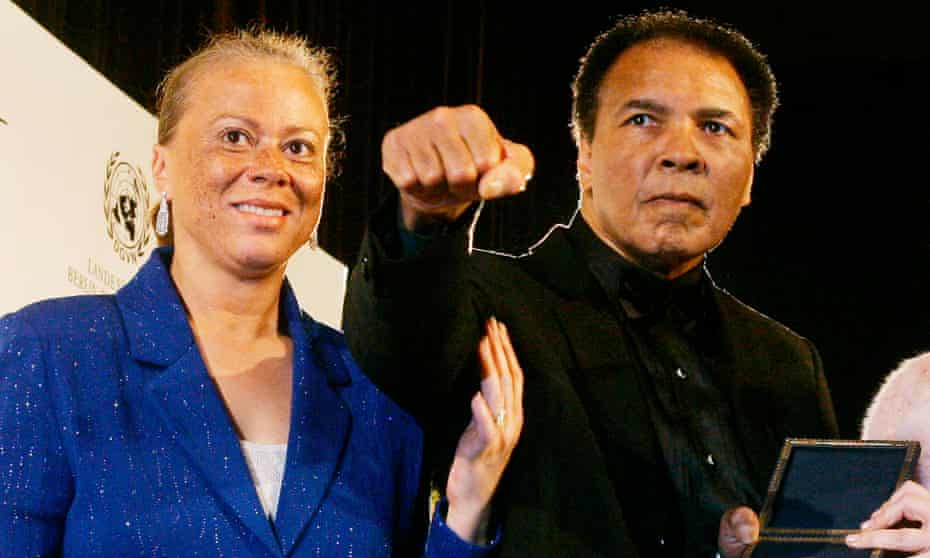 Muhammad Ali with his fourth wife, Lonnie Ali, in 2005.