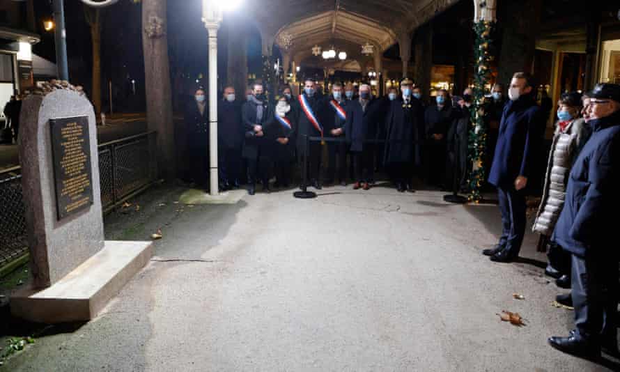 Emmanuel Macron at memorial