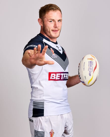 Tom Burgess poserer for et VM-portrett.