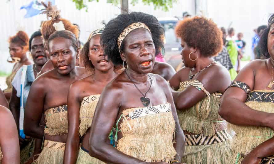 Bougainville residents gather to vote in Buka.
