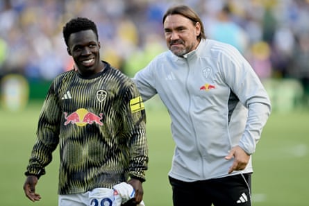 Wilfried Gnonto and Leeds United manager Daniel Farke.