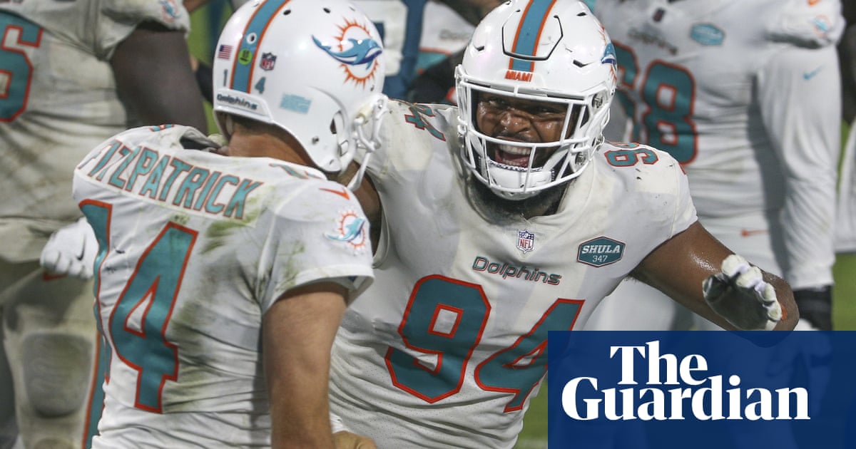 Fitzpatricks three TDs lead Miami Dolphins to easy win over Jacksonville