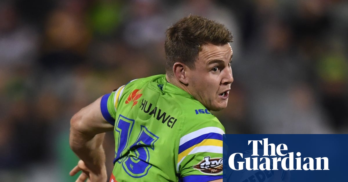 Luke Beaton Footballer, Bachelor star … fantasy writer? The TikTok furore over Luke ...