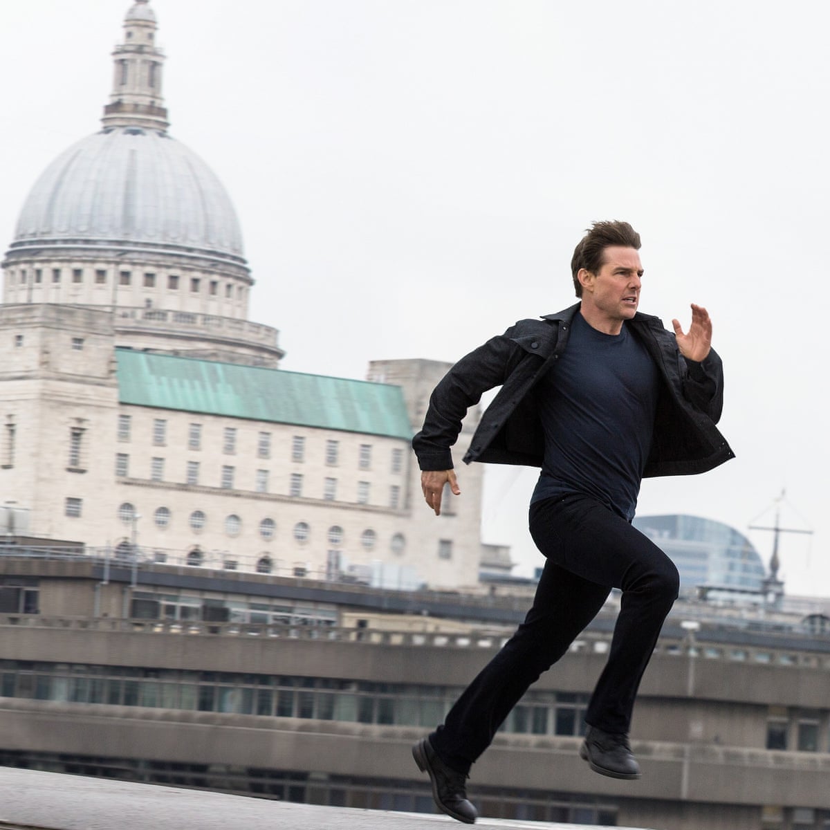 Top Run Does Tom Cruise Ban Co Stars From Sprinting Alongside Him On Screen Tom Cruise The Guardian