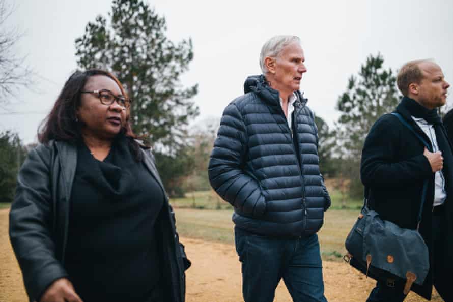 Environmental justice advocate Catherine Flowers guides Philip Alston on a fact-finding mission about poverty and human rights in Alabama.