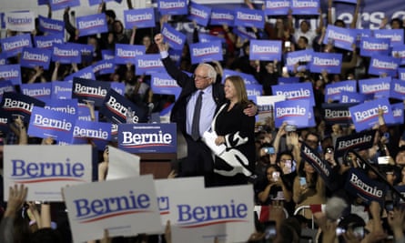 Bernie Sanders and his wife, Jane, in Chicago