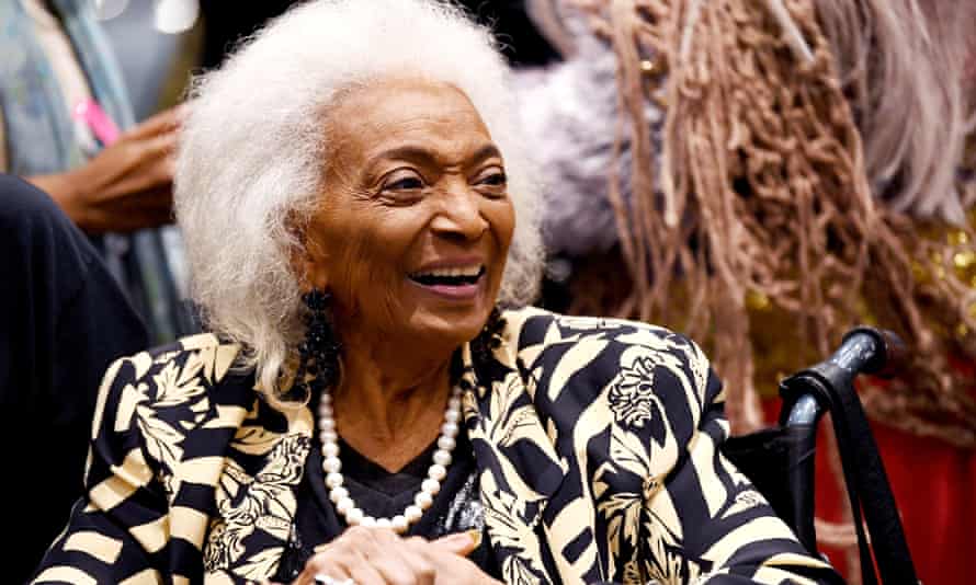 ‘Free Nichelle’: protesters want to liberate Star Trek actor Nichelle Nichols fr..