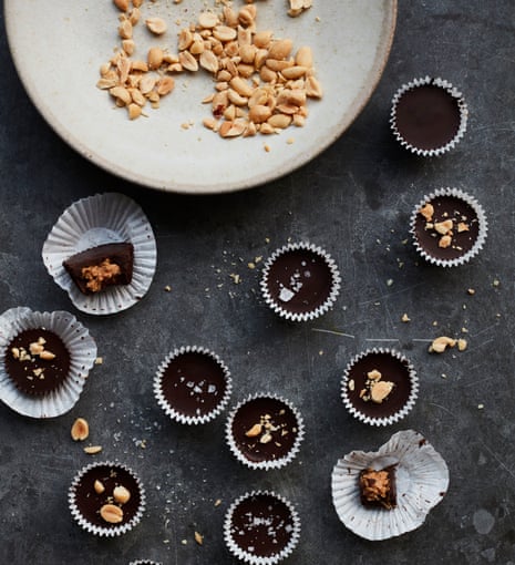 Homemade Peanut Butter Cups - Flavor the Moments