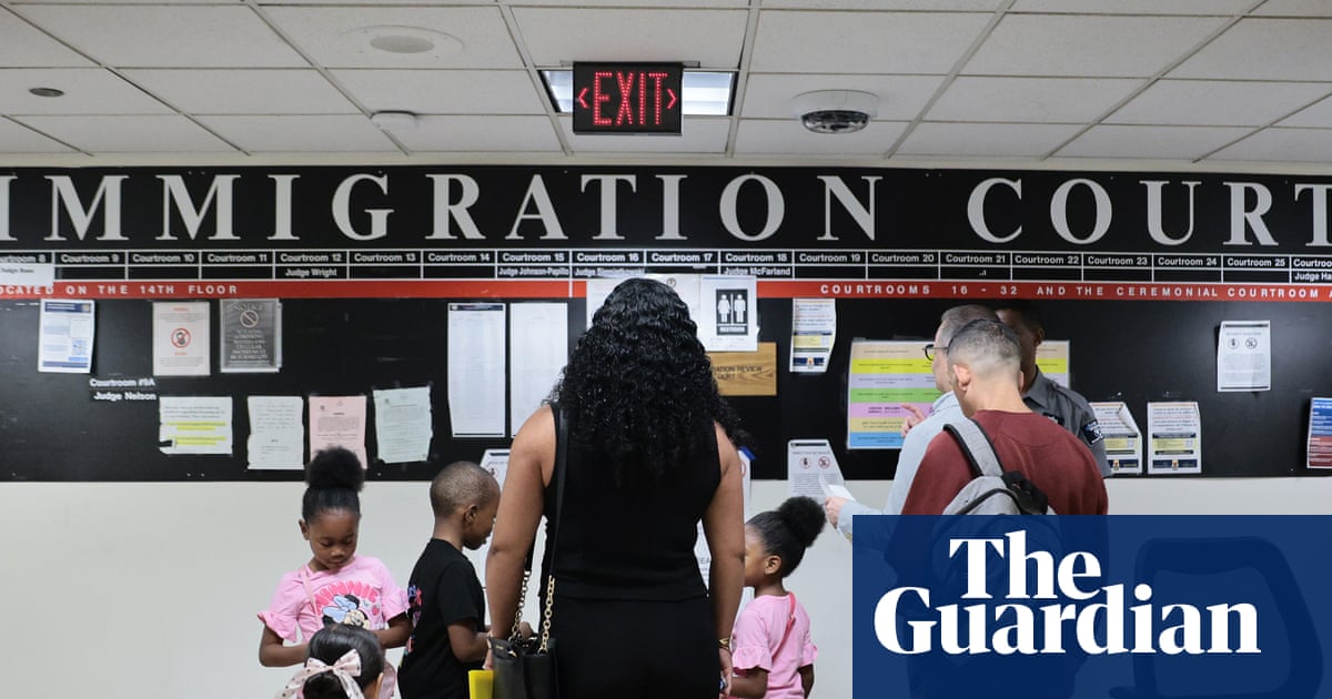 US immigration judges are deporting people in mass hearings – some without notice