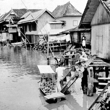 Ancient and early modern Palembang on Sumatra was largely built in the water and then sank.