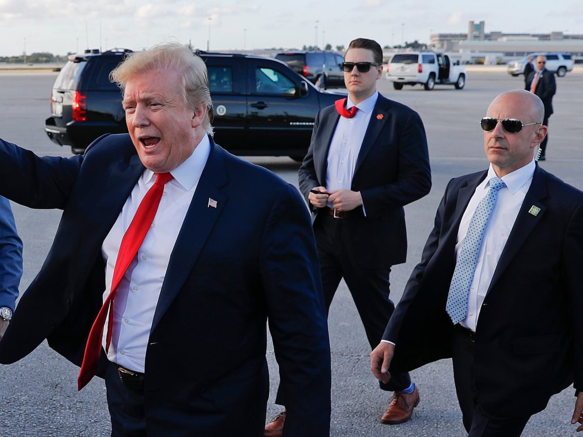 Secret Service Agents In Action