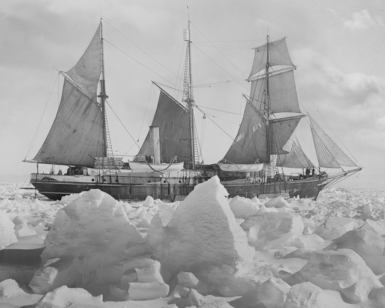 Anijet e Shackleton dhe Scott rikrijohen në model 3D