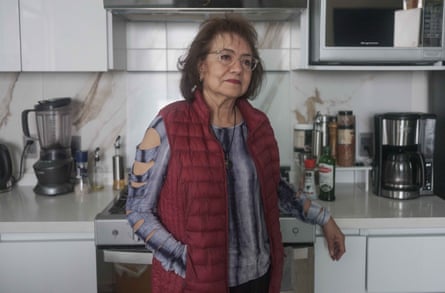 Enriqueta Cruz, Brenda Quevedo’s mother, at home in 2026.