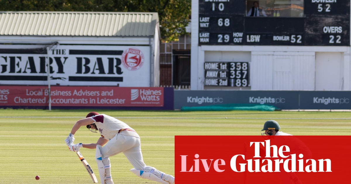 County cricket: Warwickshire v Essex, Sussex and Northants win – live!