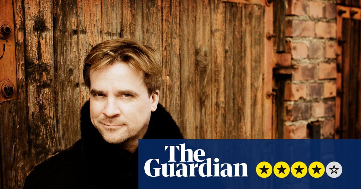 Shostakovich: Symphonies No 2 and 5 album review – early experiment meets mature power