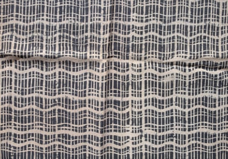 her handblocked textile design Curly Check