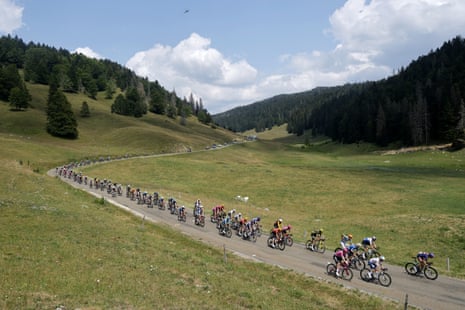 The riders in action during the 15th stage