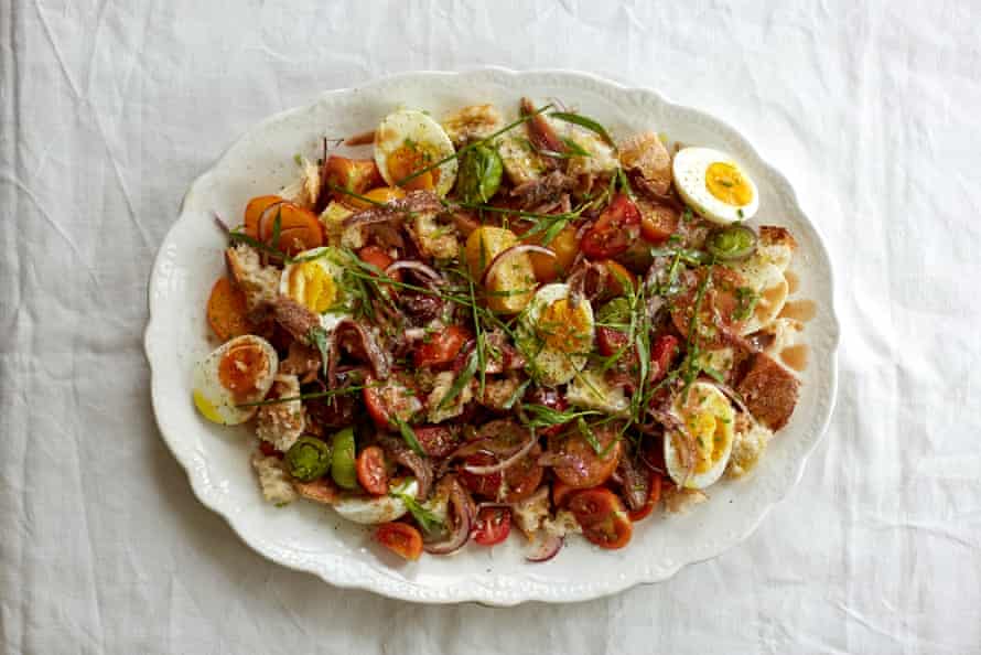 A panzanella-style salad with tomatoes, anchovies, egg, bread and tarragon – ‘a flavour explosion’