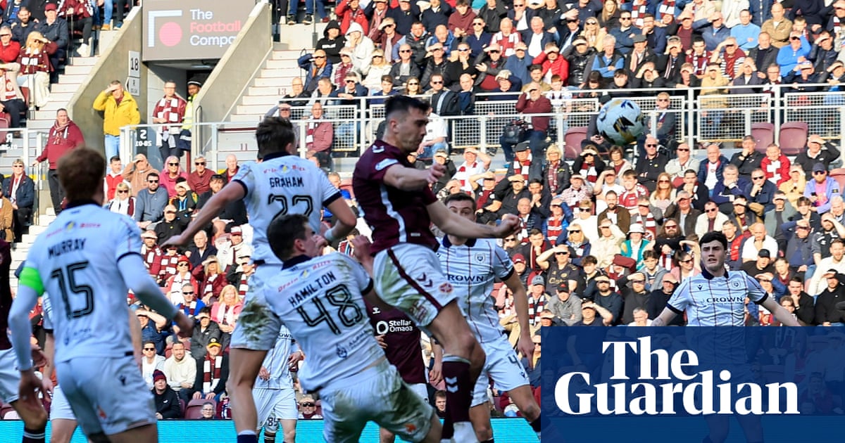 Scottish Premiership: Hearts seal late win while Rangers maintain pressure