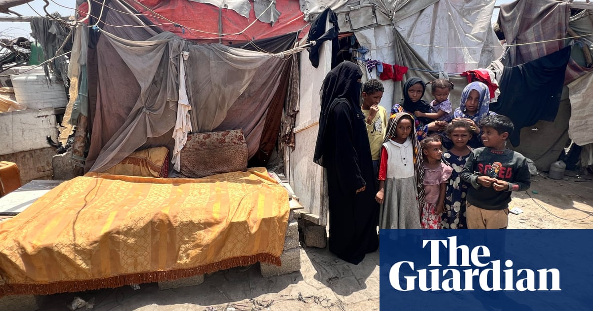 We live on bread and tea. I've wished for death': Yemen's forgotten refugees