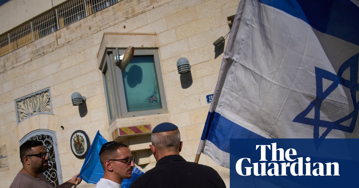 Former UK Attorney General Says Israel Has No Right to Close Jerusalem Consulate