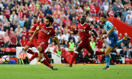Liverpool’s Mohamed Salah, scoring here against Arsenal, and Sadio Mané have the speed to expose weaknesses in Manchester City’s defence.